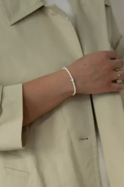 Best Aina rannekoru, valkoinen/hopea Joyem