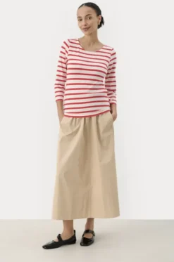 Clearance Emel t-paita, bittersweet and white stripe Paidat Ja Topit|Uutuudet