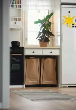 Clearance - Turku XL teline, musta Säilytys