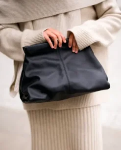 Online - Clay Clutch nahkaa, musta Laukut