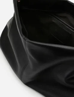 Online - Clay Clutch nahkaa, musta Laukut