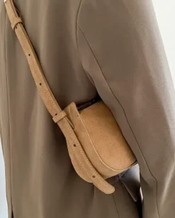 New - Tuna shoulderbag, sand suede Laukut