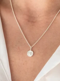 Hot Gauhar - Hamsa Hand riipus, hopea Gauhar Helsinki