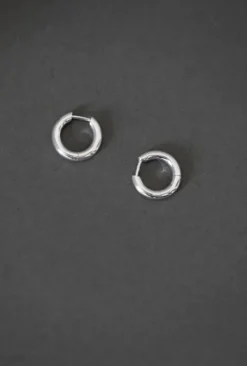 Best Gauhar - korvakorut, rengas plain hopea Gauhar Helsinki