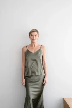 Outlet Gauhar - silkkitoppi v-neck, green Paidat Ja Topit|Juhlavaatteet