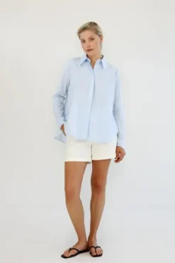 Hot Klassinen paitapusero pitkillä hihoilla, vaaleansininen Paidat Ja Topit|Uutuudet