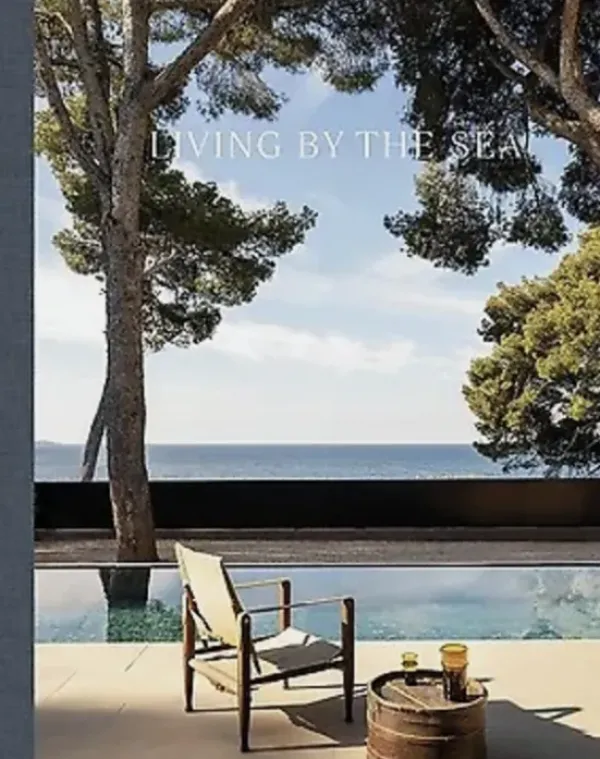 Discount Living by the Sea kirja Kirjat
