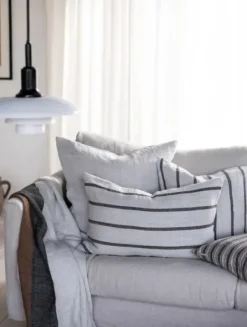 Sale Melvin tyynynpäällinen 50x50, taupe stripe Sisustustyynyt|Sisustustyynyt