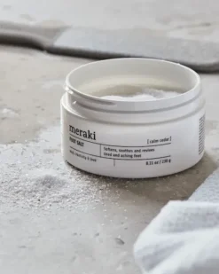 Hot - jalkakylpysuola, calm cedar Kosmetiikka