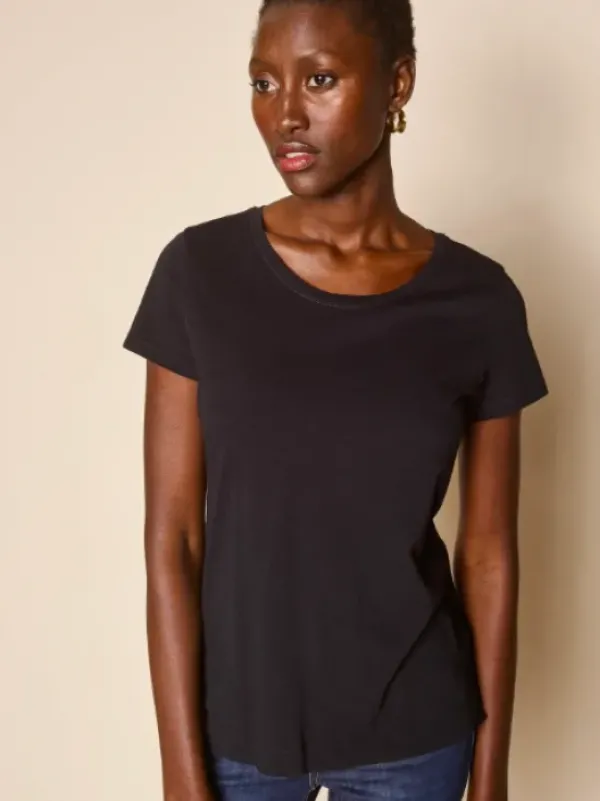 Outlet - Arden t-paita O-kaulus, musta Paidat Ja Topit