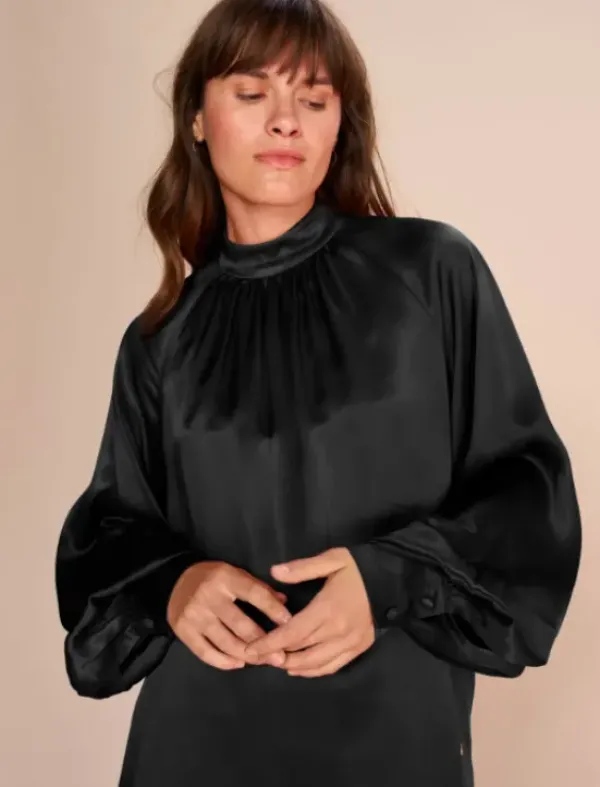 - Sille Glossi Blouse, Black Paidat Ja Topit