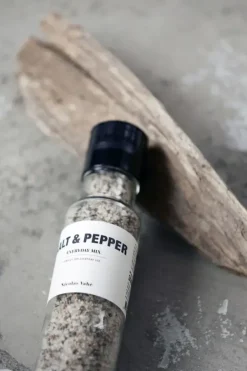 New - Salt & Pepper, Everyday Mix Nicolas Vahé