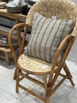 Outlet - Manhattan tyynynpäällinen 50x50 nat/musta Sisustustyynyt|Sisustustyynyt