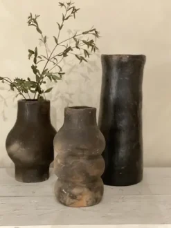 Sale - Idris curved koristevaasi Ruukut Ja Maljakot