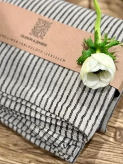 Discount - Raidallinen pöytäliina 150x300 Keittiötekstiilit