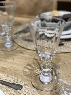 - Vermeer valkoviinilasi Astiat