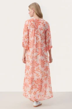 - Berit mekko, potpourri delicate Mekot Ja Hameet