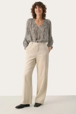 Discount - Clarisse vakosamettihousut, french oak Farkut Ja Housut