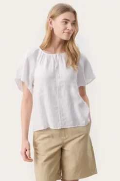 Best - Georgiana pusero, bright white Paidat Ja Topit