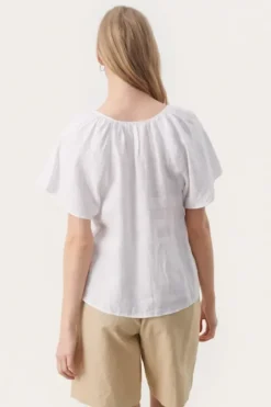 Best - Georgiana pusero, bright white Paidat Ja Topit