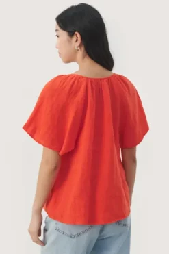 Best - Georgiana pusero, mandarin red Paidat Ja Topit