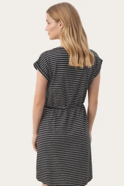 Sale - Mabels mekko, dark navy stripe Mekot Ja Hameet