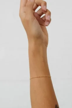 Clearance - Nelly rannekoru, kulta Rannekorut