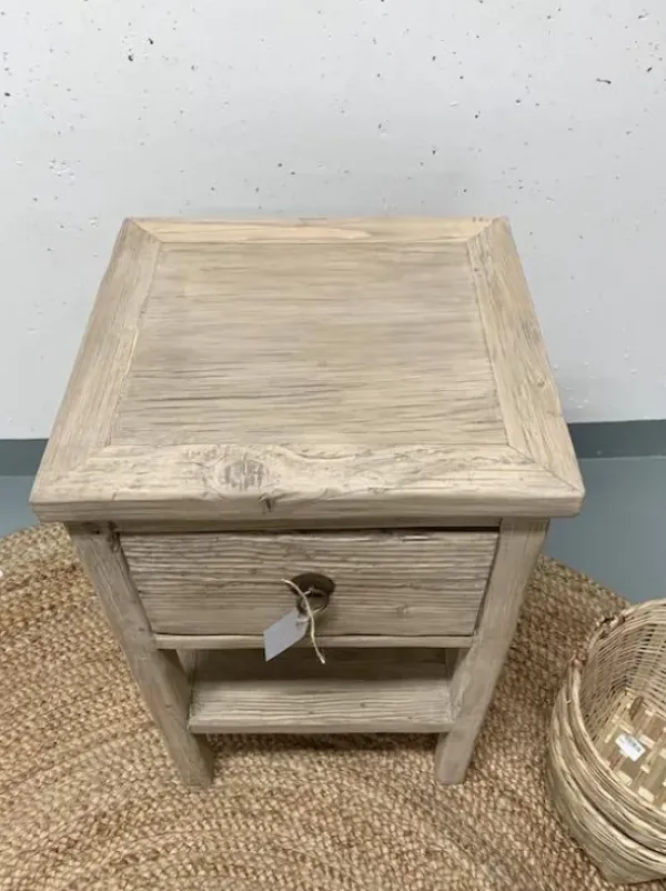 Online – yöpöytä #856, vaalea natural Vanhat Puuhuonekalut