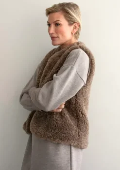 New Tekoturkisliivi, taupe Ulkotakit Ja -Liivit|Bleiserit Ja Liivit