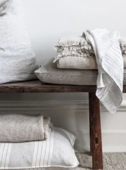 Hot - Pinstripe Linen tyynynpäällinen, 65x65 cm Sisustustyynyt|Sisustustyynyt