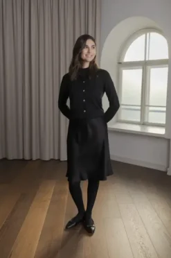 Tiana polvipituinen satiinihame, black Mekot Ja Hameet|Juhlavaatteet