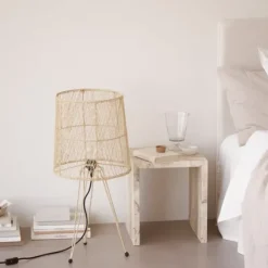 Sale – jalallinen lasivaasi S Ruukut Ja Maljakot