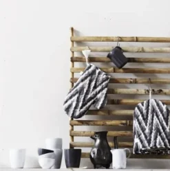 Best - S-koukku, musta Säilytys