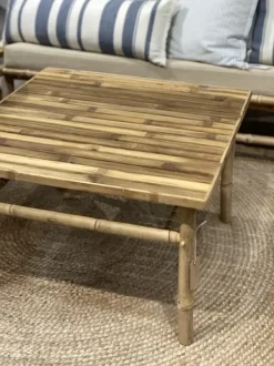 New bambupöytä 70x70x45 cm Bambupöydät|Piha Ja Terassi