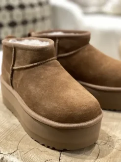 Discount - Classic ultra mini platform, chestnut Saappaat Ja Nilkkurit|Ugg