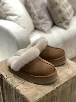 Hot - Disquette Slipper, chestnut Tohvelit|Ugg