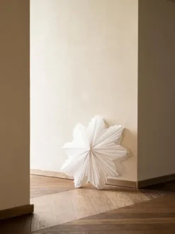 Sale Watt&Veke - Daisy 60 tähti, valkoinen Paperitähdet